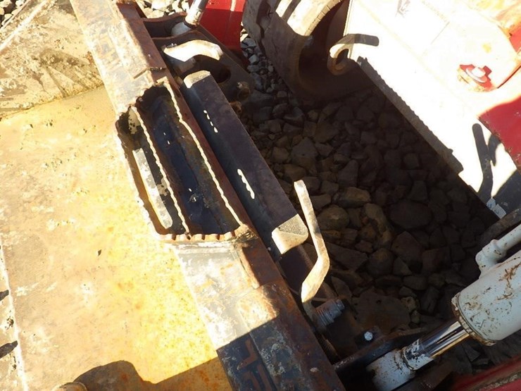 takeuchi-tl8r2-image-20