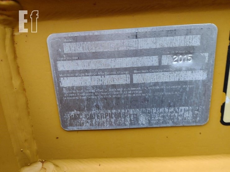 2015-caterpillar-tl1055c-image-5