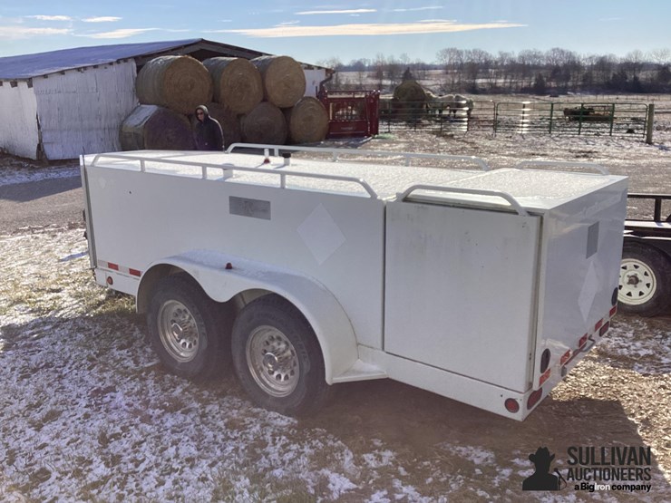 2012-thunder-creek-fuel-trailer-image-7