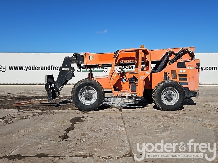 2016-sky-trak-8042-image-3