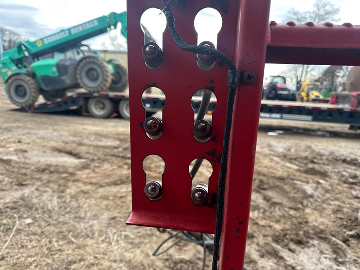 #38406-•-brandt-cgx-1050-grain-cart-image-49