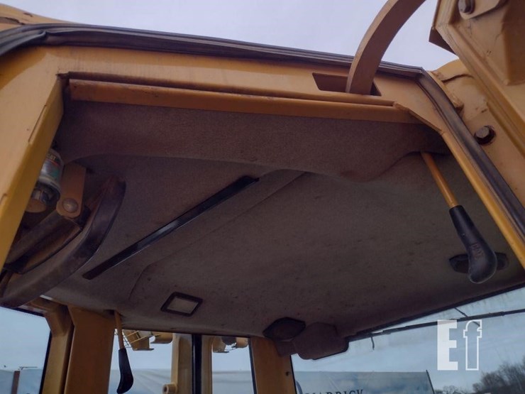 2006-caterpillar-d6n-xl-image-14