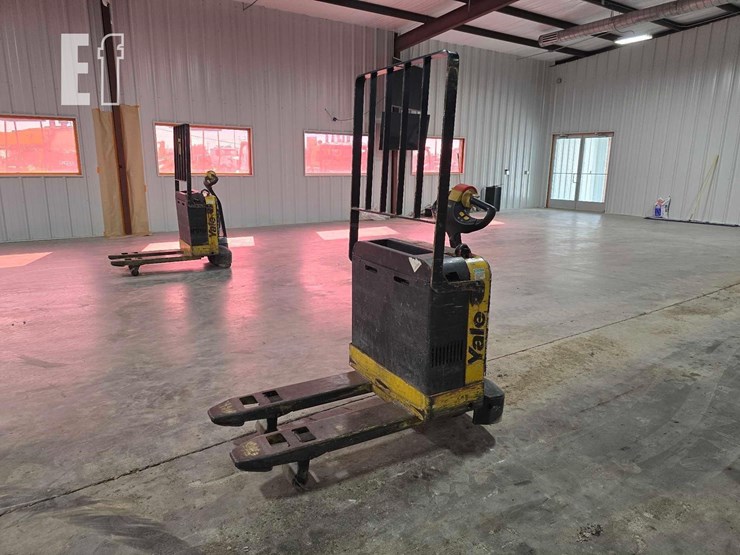 2009-yale-mpb040e-image-1