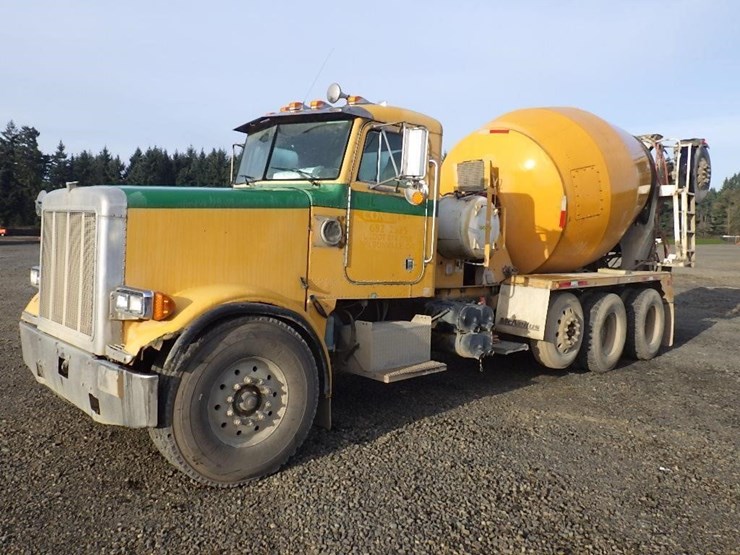 2001-peterbilt-357-image-1