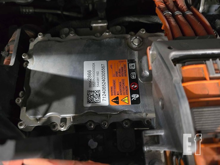 2024-chevrolet-equinox-image-18