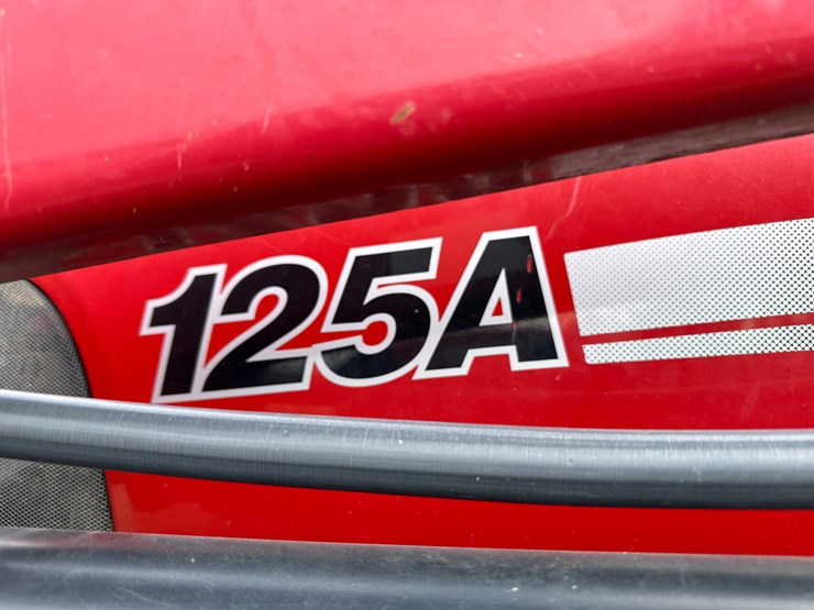 #38413-•-case-125a-mfwd-tractor-image-25