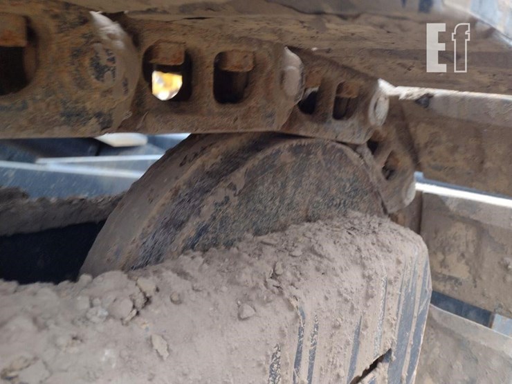 2021-deere-85g-image-42