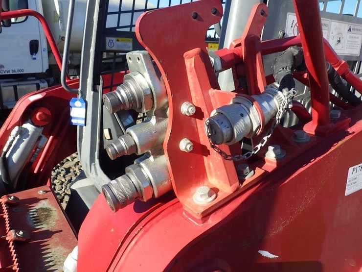 takeuchi-tl8r2-image-19