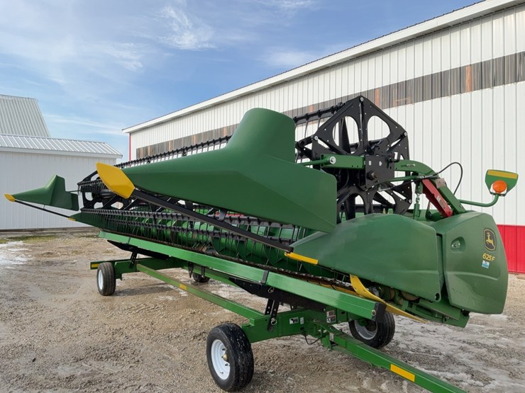 john-deere-625f-image-1