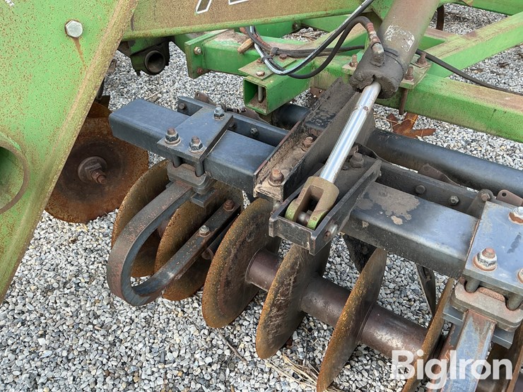 john-deere-726-image-15
