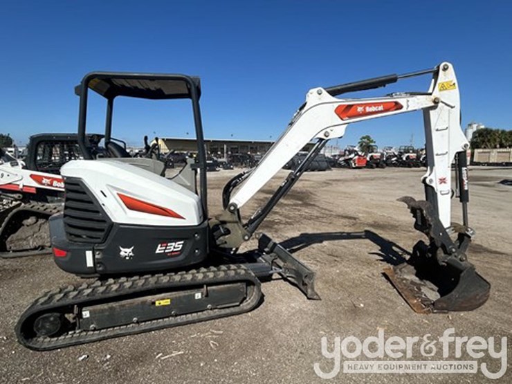 2022-bobcat-e35r2-image-5