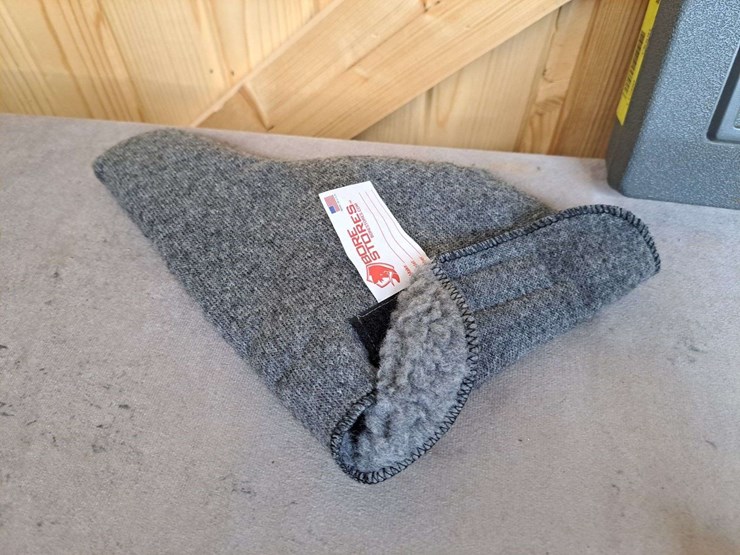 ruger-new-model-.45-colt-blackhawk-sa-revolver-image-12