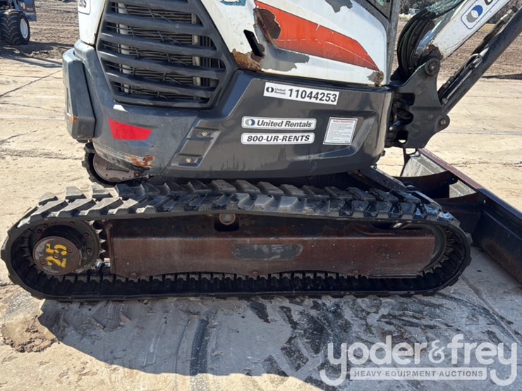 2020-bobcat-e26-image-8