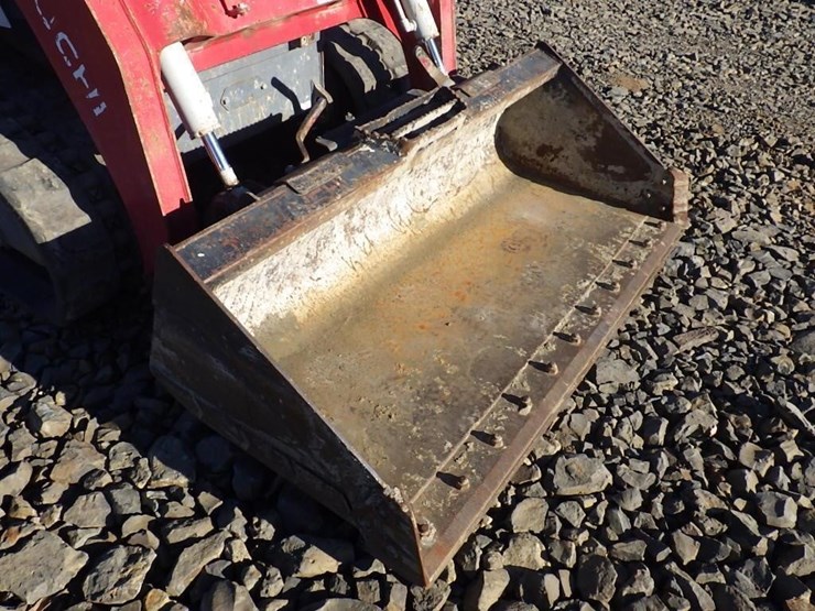 takeuchi-tl8r2-image-13