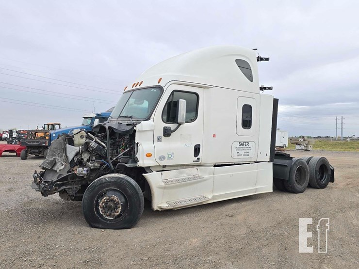 2016-freightliner-cascadia-125-image-1