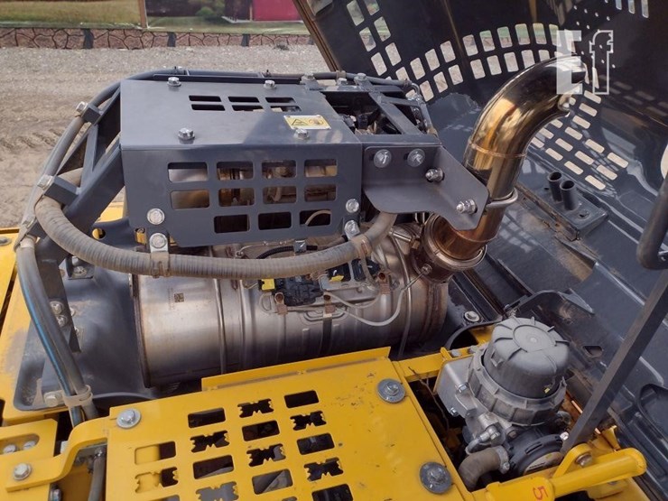 2021-komatsu-pc170-lc-11-image-54