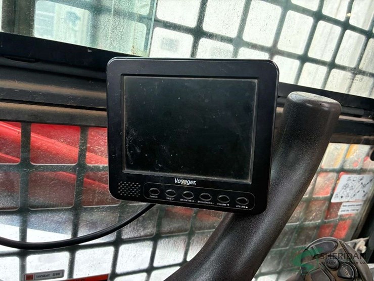 2024-kubota-svl75-2-image-27