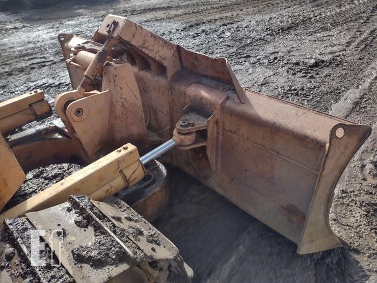 komatsu-d31a-17-image-16