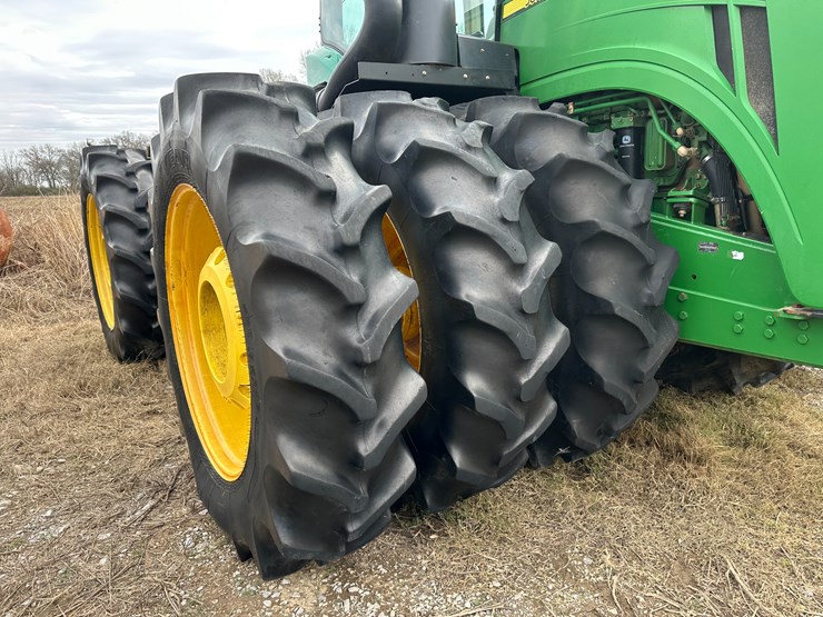 2013-john-deere-9560r-image-9