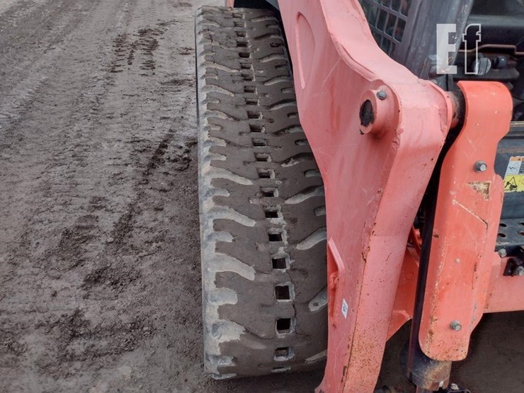 2019-kubota-svl95-2s-image-36