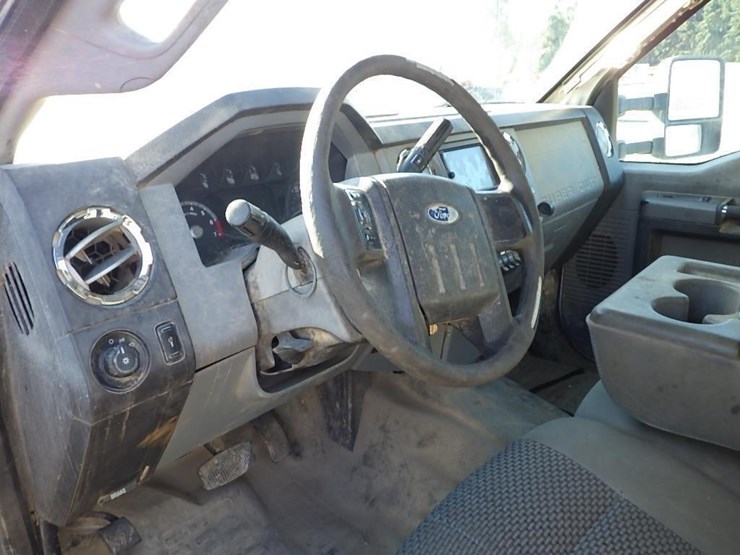 2012-ford-f350-image-21