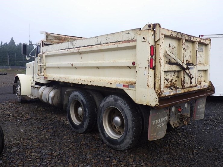 1990-peterbilt-379-image-7