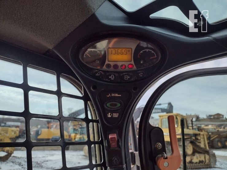 2018-bobcat-t590-image-7