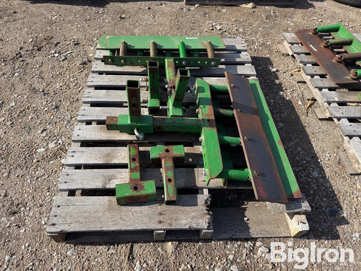 30"-spring-loaded-smoother/smasher-units-image-2