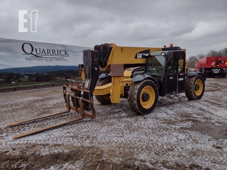 2015-caterpillar-tl1055c-image-30