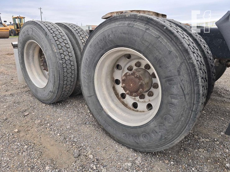 kenworth-t600-image-22