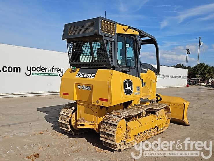 2022-deere-450k-image-5