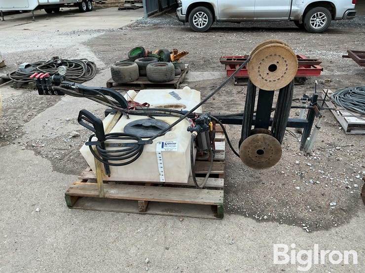 superior-lp45-slide-in-utv-sprayer-image-2