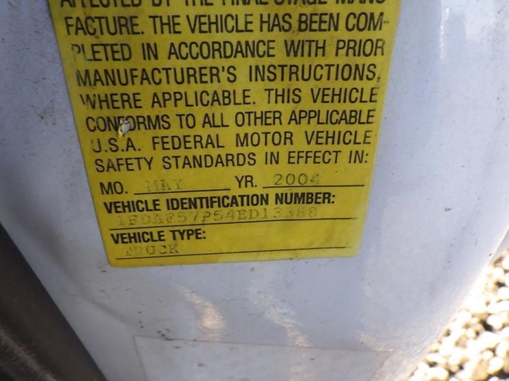 2004-ford-f550-image-29