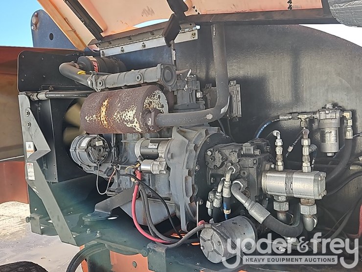 2013-jlg-400s-image-20