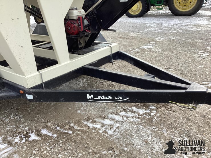 2010-meridian-titan-4se-image-13