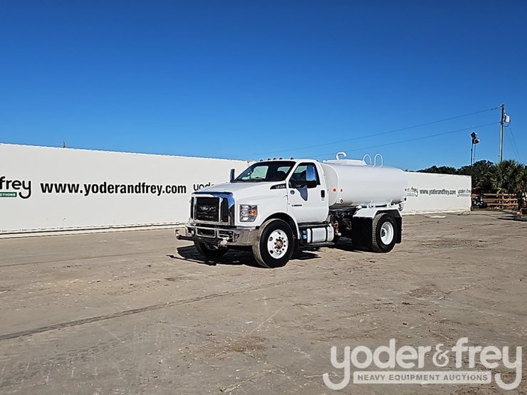2019-ford-f750-image-2