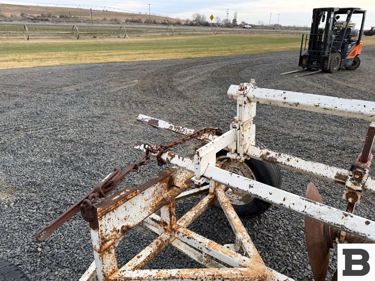 13'-toolbar-w/-custom-carrier-cart-image-14