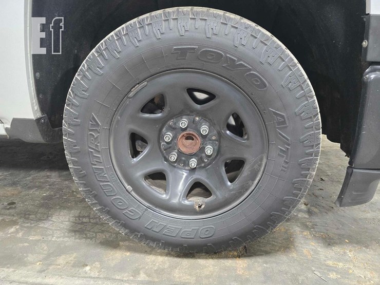 2014-chevrolet-silverado-1500-image-21