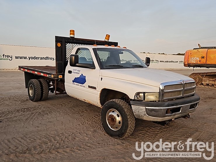2002-dodge-3500-image-6