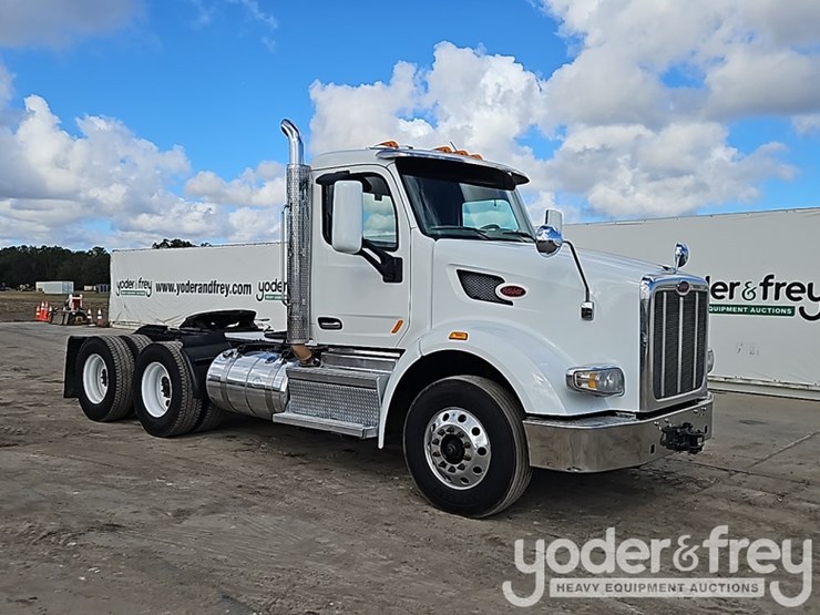 2020-peterbilt-567-image-7