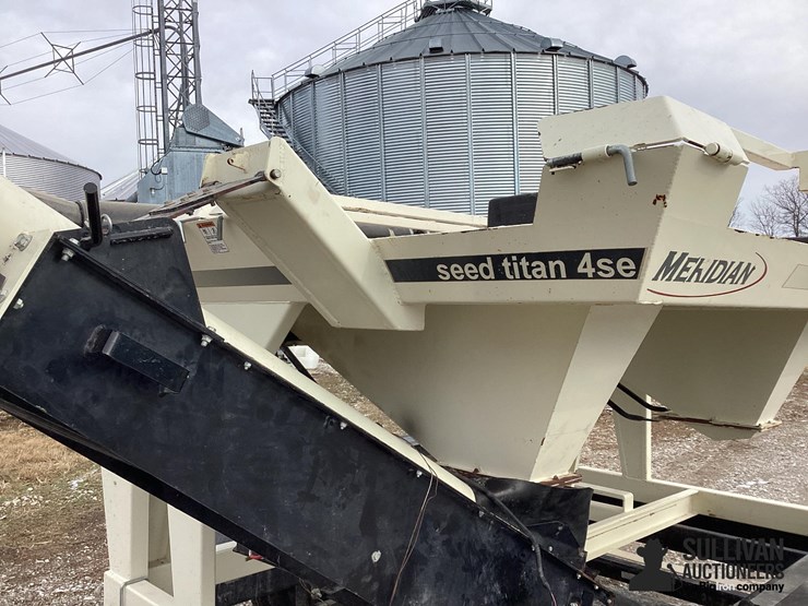 2010-meridian-titan-4se-image-14