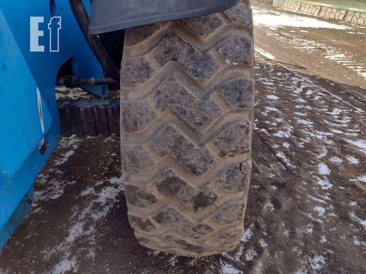 2019-genie-gth1544-image-20