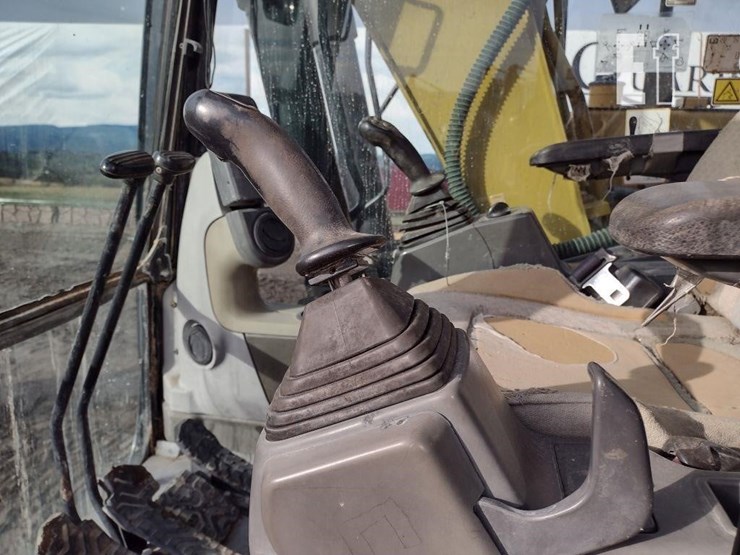 2010-caterpillar-312d-image-12