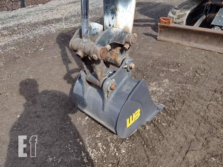 2022-deere-26g-image-16