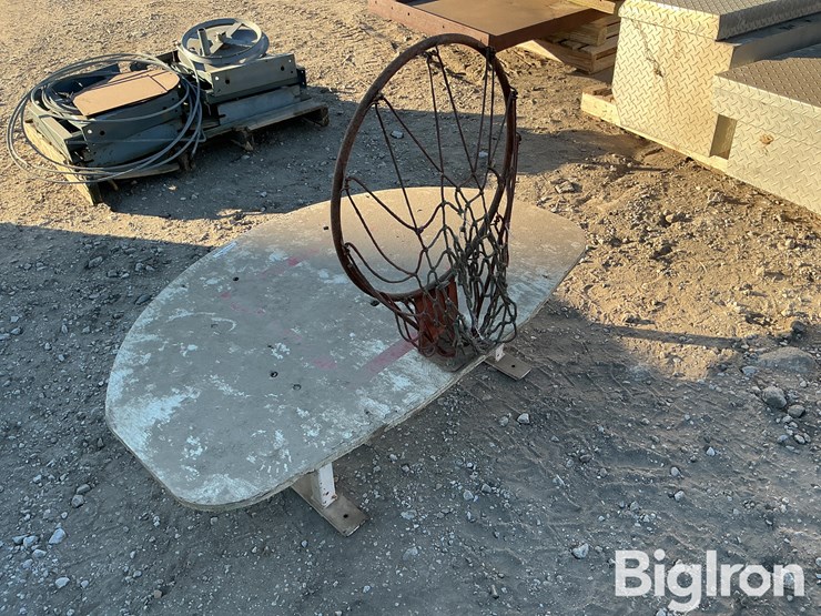 basketball-hoop-image-3