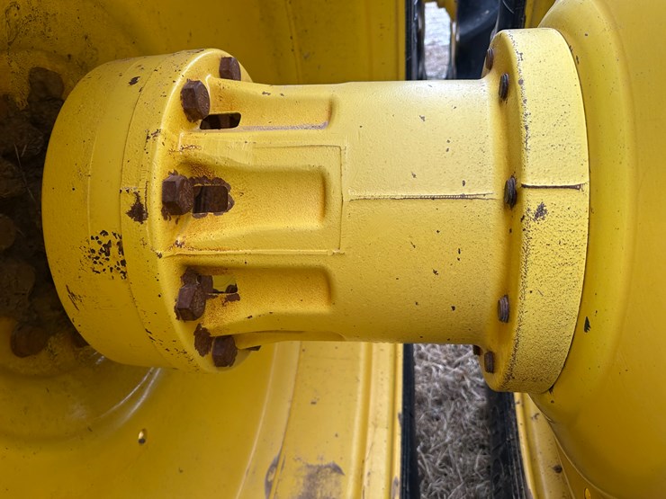 2013-john-deere-9560r-image-14