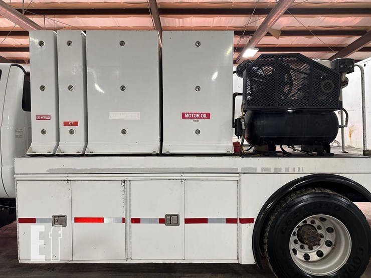 2015-ford-f750-image-9