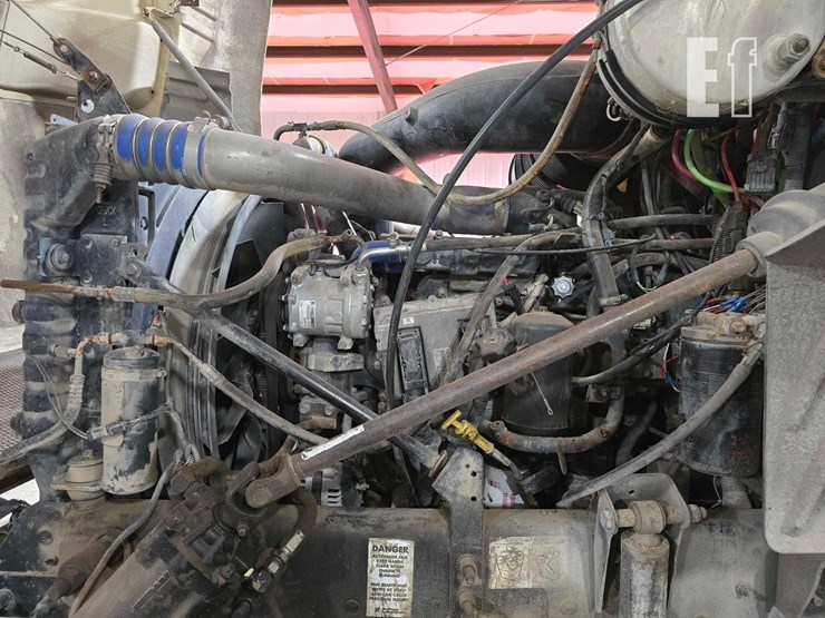 2006-mack-vision-cxn613-image-25