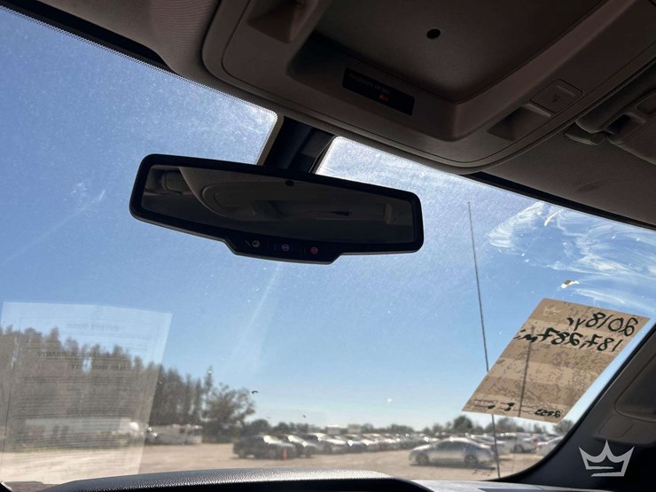 2018-chevrolet-silverado-2500hd-image-16