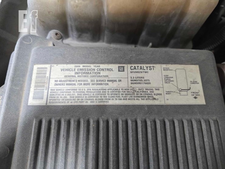 2006-chevrolet-tahoe-image-17